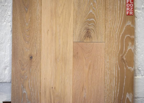 Parquet massif Chêne Rustique - 14 x 130 mm - verni mat - cérusé blanc