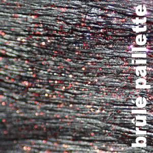 Yakisugi - Lambris en bois brûlé épicéa - 20 x 145 mm - Croco Paillettes Rouges