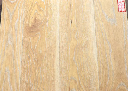 Parquet massif Chene Rustique - 20,5 x 140 mm - verni ultra mat - caramel