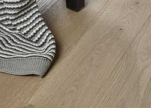 Parquet contrecollé Chêne Rustique - 10 x 148 x 1860 mm - brosse - verni mat - Metz