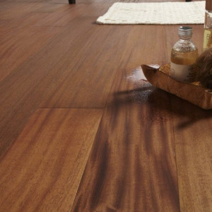 Parquet massif préfini en Acajou Royal d'Asie
