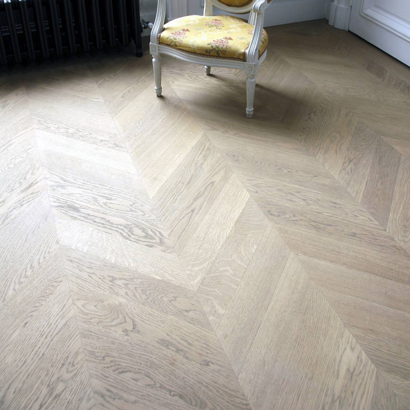 Parquet Parquet massif Chêne Premier Point Hongrie - 25 x 100 x 585 mm brut - sur mesure