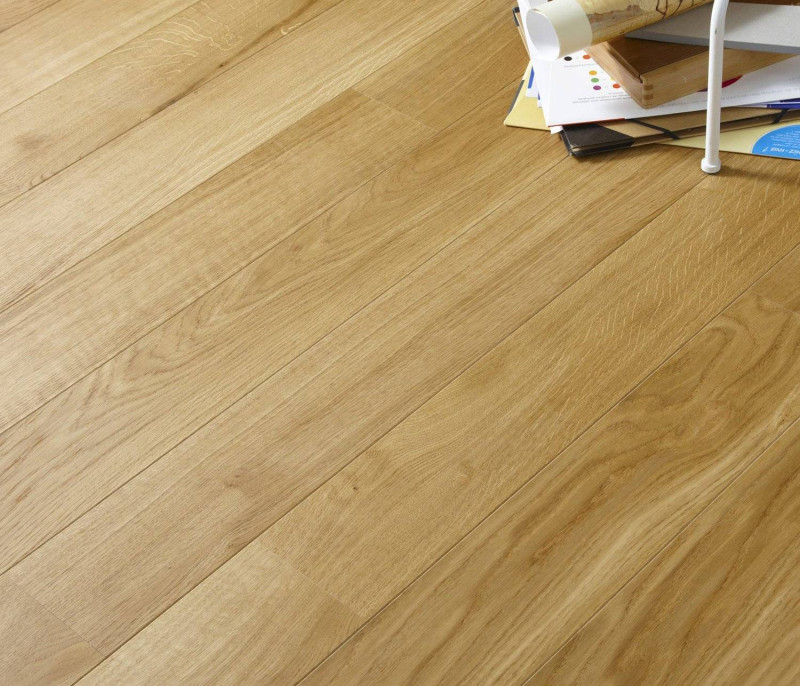 Parquet Parquet massif Chêne Premier - 23 x 90 mm - verni