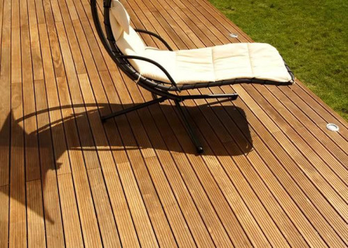 Lames de terrasse Badi - 25 x 145 mm - 1 face lisse / 1 face rainurée - séchage KD FSC