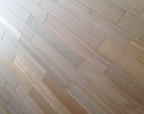Parquet massif Bangkirai - 10 x 70 mm - brut