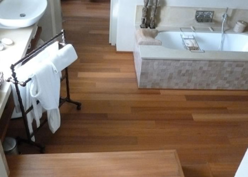 Parquet massif Teck Select - 15 x 90 mm - brut