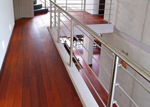 Parquet massif Padouk - 14 x 90 mm - verni