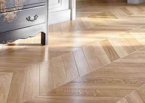 Parquet massif Chêne Premier Point Hongrie - 14 x 70 x 520/530 mm - brut