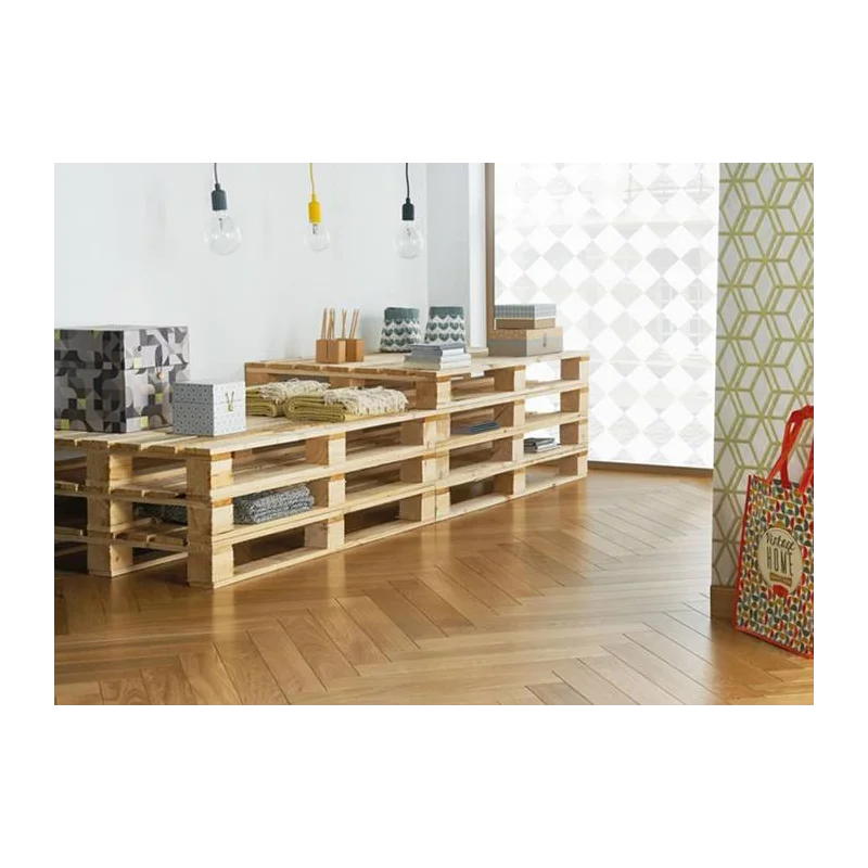 Parquet Jatoba massif brut — salon chaleureux aux reflets brun-rouge