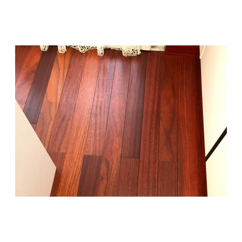Parquet massif Padouk - lames brutes - aspect naturel chaleureux