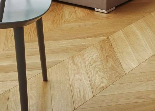 Parquet massif Chêne Premier Point Hongrie - 14 x 70 x 520/530 mm - brut