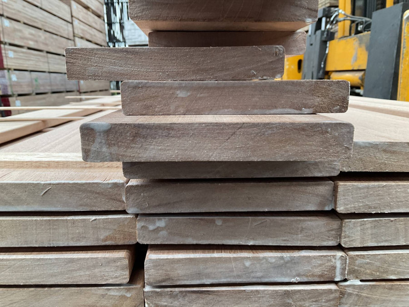 Parquet Lames de terrasse Bangkirai - 21 x 145 mm - 2 faces lisses - séchage KD