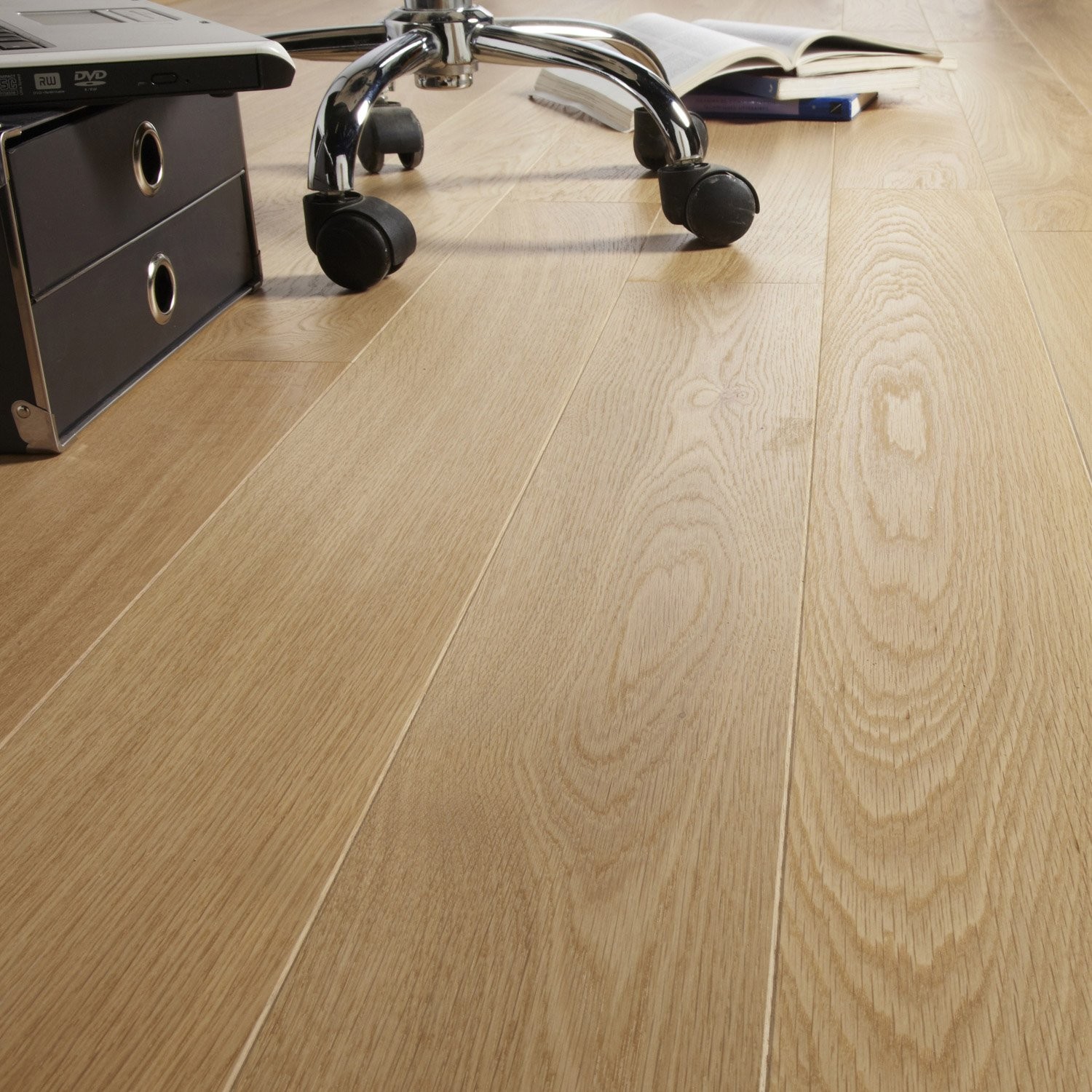 Parquet contrecollé Chêne Premier - 12 x 90 mm - verni mat - Lunéville