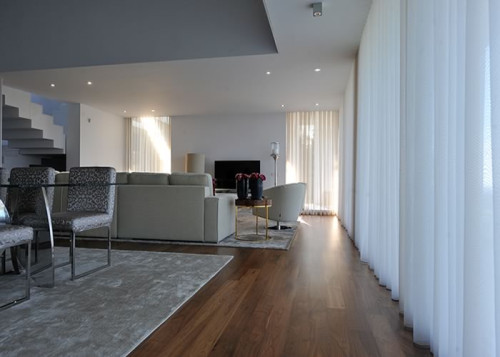 Parquet massif Noyer Américain Nature - 15 x 110 mm - verni