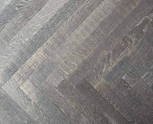 Parquet contrecollé Chêne Rustique - 16 x 180 mm - huilé noir - traces de scie