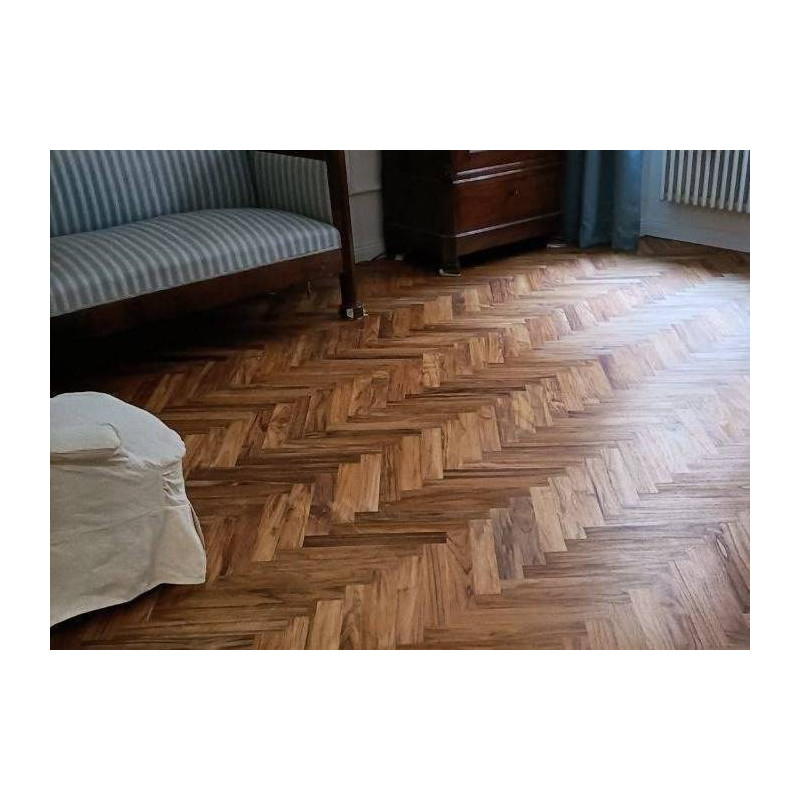 Parquet massif Teck Africain Bâton Rompu - 10 x 70 x 500/600 mm - brut - PROMO