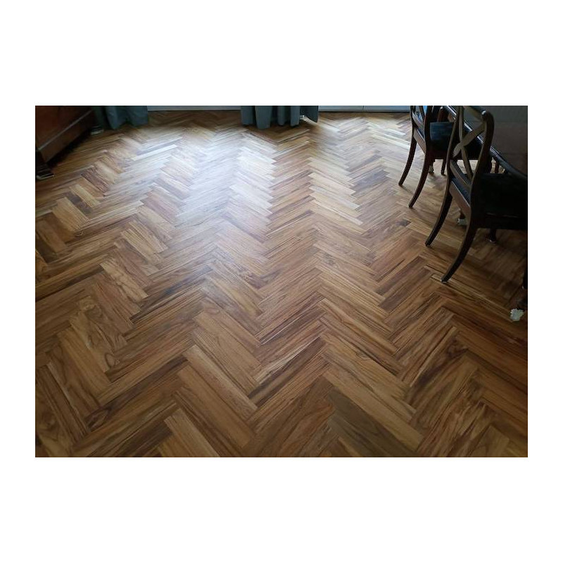 Parquet massif Teck Africain Bâton Rompu - 10 x 70 x 500/600 mm - brut - PROMO
