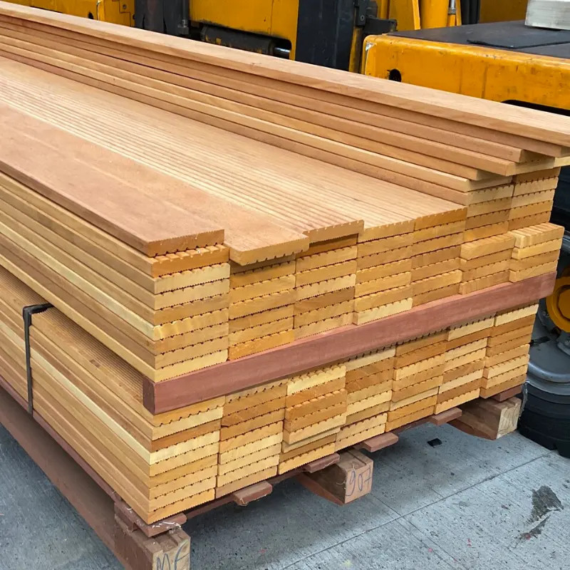 Badi 25 x 145 mm terrasse 1F lisse/1F rainurée - dès 60 €/m² HT - en stock maintenant | Floorz™