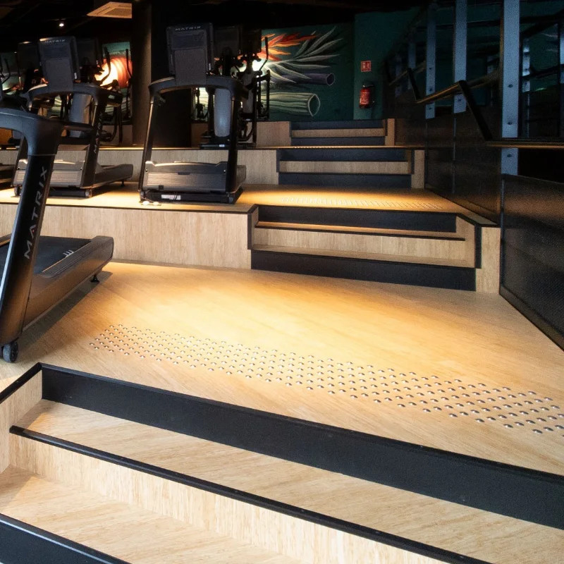 Bambou 10 x 125 mm verni naturel clipsable - dès 50 €/m² HT - offre limitée | Floorz™