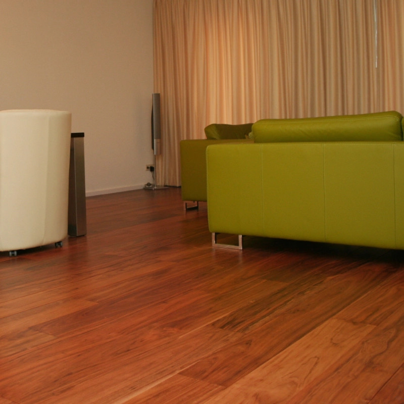 Curupau (Anadenanthera) 15 x 135 mm huilé - dès 99 € /m² HT - offre limitée | Floorz™