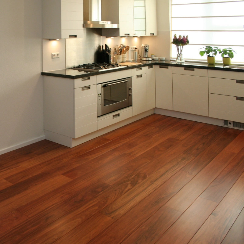 Curupau contrecollé 13 x 135 mm verni mat - dès 89 €/m² HT - nouvel arrivage | Floorz™