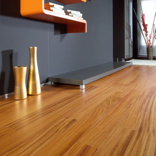 Parquet contrecollé Doussié - 12 x 120 mm - verni - PROMO