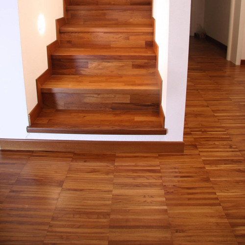 Parquet industriel Iroko - 14 x 10 x 280 mm - motif sur chants
