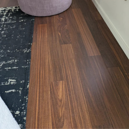 Parquet massif Noyer d'Asie / Kuku - 15 x 120 mm - verni mat - Bali