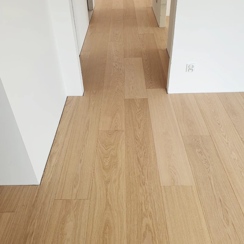 Chêne Premier Bis 15 x 90 mm brossé verni - Prix sur devis - Conseil gratuit | Floorz™