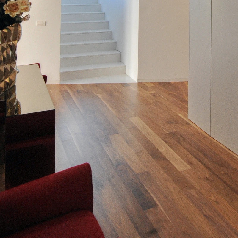 Parquet contrecollé Noyer 15 x 140 mm verni - dès 93 € HT - nouvelle référence | Floorz™