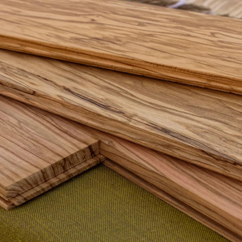 Parquet Olivier 14 x 90 mm brut à poncer - dès 109 €/m² HT - offre limitée | Floorz™