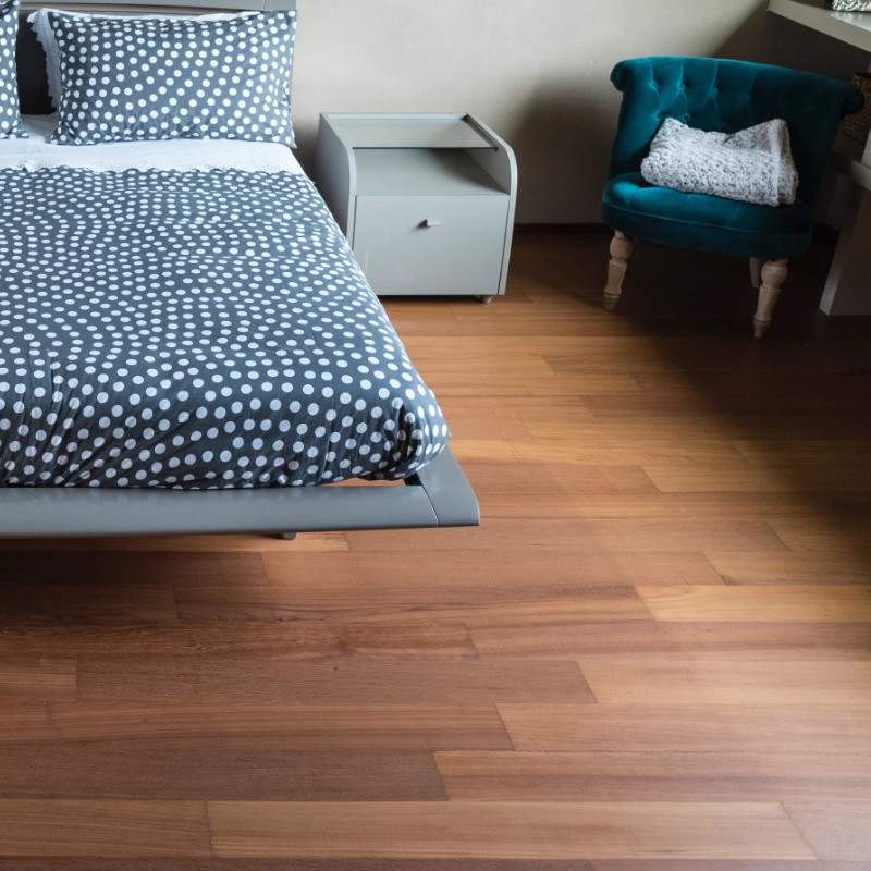 Teck 10 x 50 x 300 mm brut - dès 77 € /m² HT - livraison express | Floorz™
