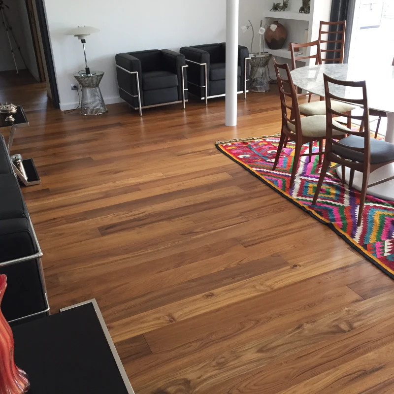 Teck contrecollé 14,5 mm x 140 mm verni - dès 130 €/m² HT - nouvelle référence | Floorz™