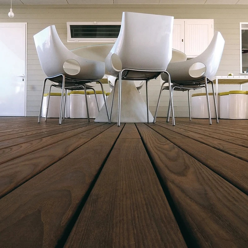Lame terrasse Frêne thermotraité 21x145mm - dès 84€/m² HT - nouvelle référence | Floorz™