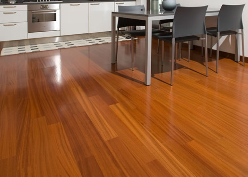 Parquet massif Doussie - 14 x 130 mm - verni
