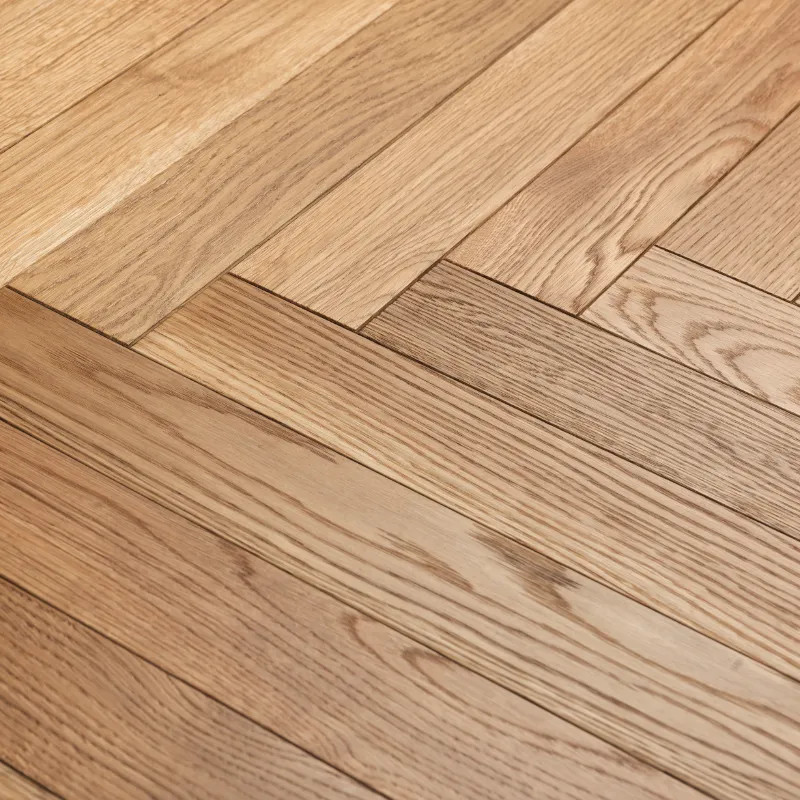 Chêne contrecollé Bâton Rompu 11x100x500mm verni ou huilé - dès 61 €/m² HT | Floorz™