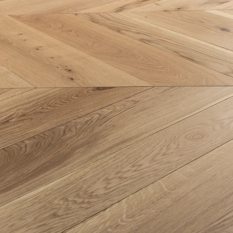 Chêne Campagne Point Hongrie 15x140-185-230x960 mm verni - dès 114 €/m² HT | Floorz™