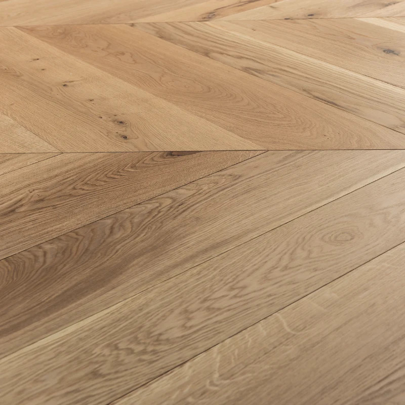 Chêne Campagne Point Hongrie 15x140-185-230x960 mm verni - dès 114 €/m² HT | Floorz™