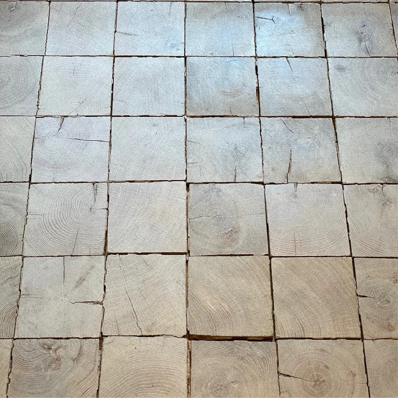 Chêne bois de bout 20x100x100mm brut - dès 240 €/m² HT - réservez avant rupture | Floorz™