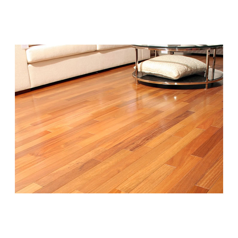 Un parquet en bois élégant qui apporte chaleur et sophistication à votre salon. Un choix parfait pour un intérieur moderne.