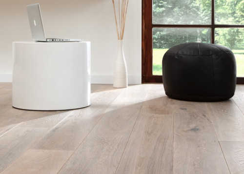 Parquet Contrecollé Chêne Rustique - 15 x 189 x 1860 mm - Huilé Gris Clair - Brossé - Cérusé - Fumé