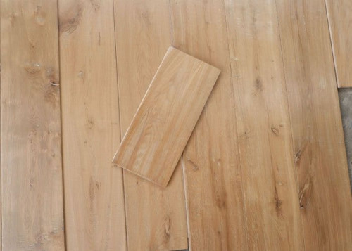 Parquet contrecollé Chêne Rustique - 15 x 220 mm - brut