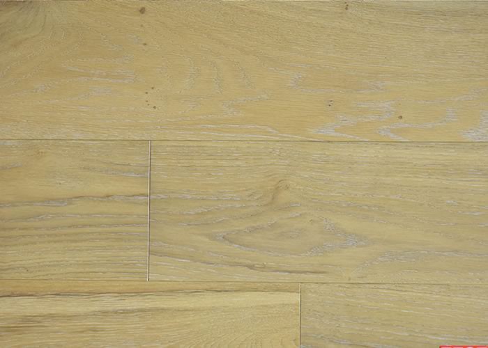 Parquet Contrecollé Chêne Rustique - 15 x 190 mm - fumé - brossé - cérusé - huilé naturel