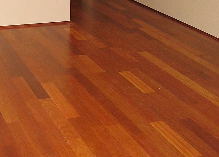 Parquet contrecollé Kempas - 14 x 145 x 1220 mm - verni