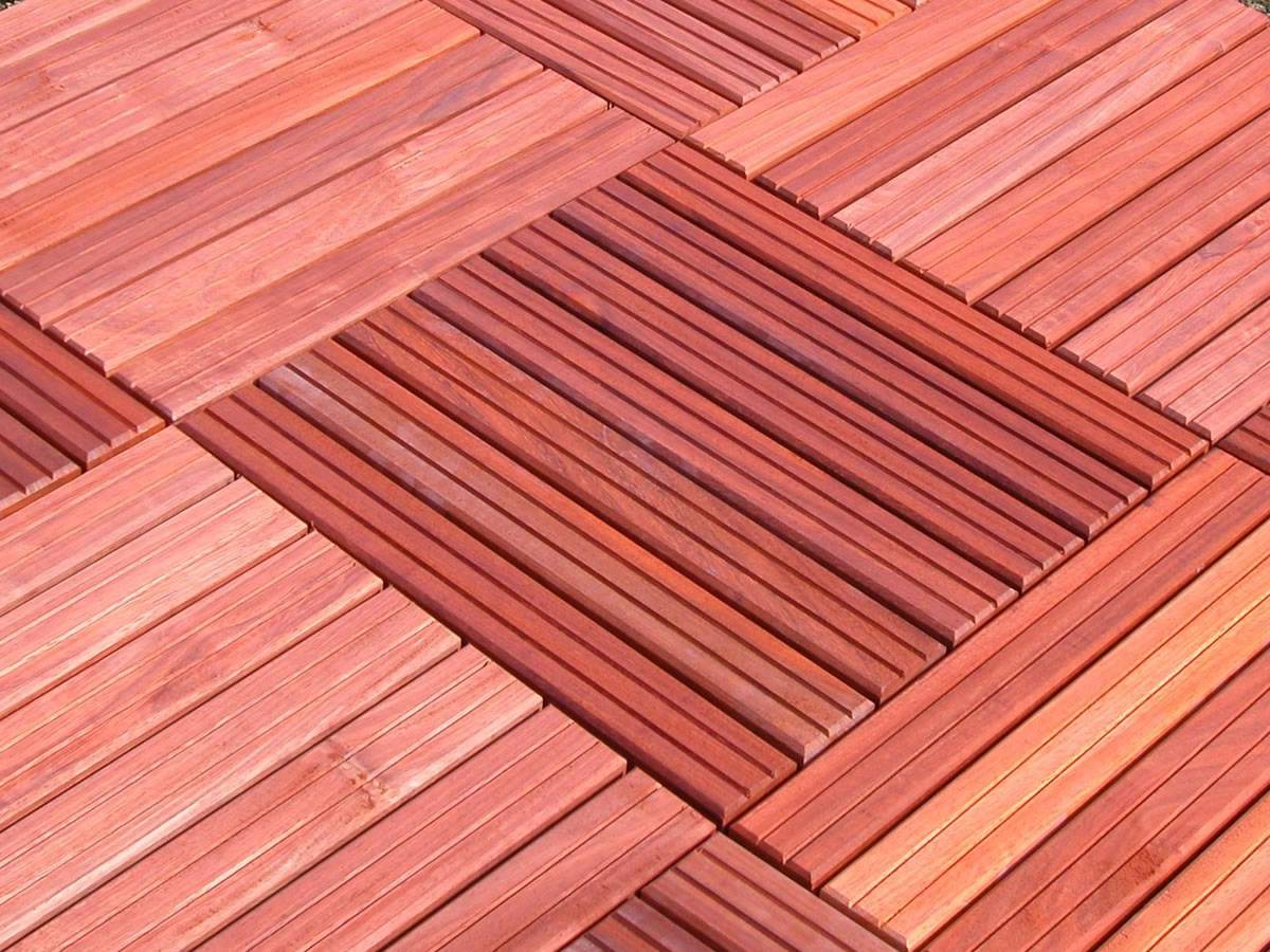 Dalle caillebotis en bois exotique Padouk - 500 x 500 x 44 mm en 7 lames lisses