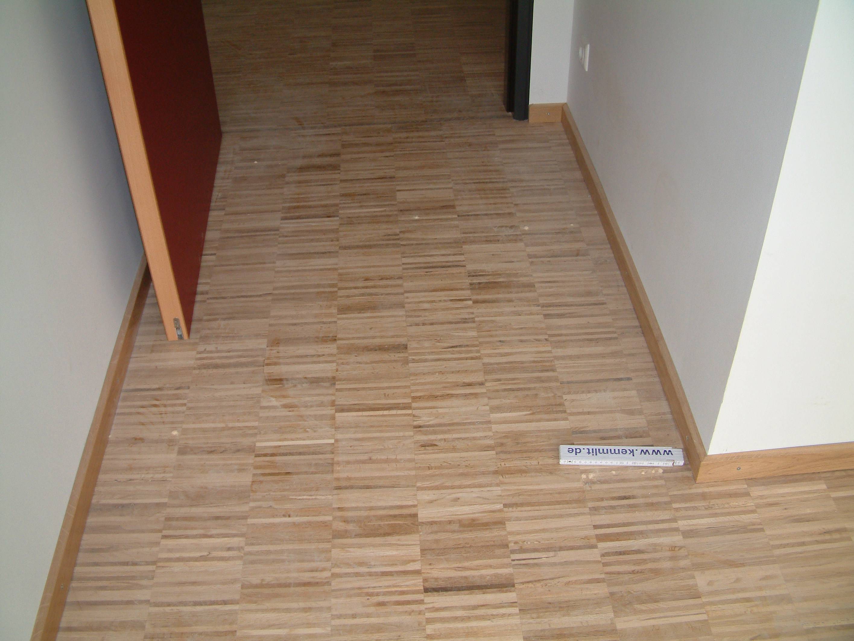 Parquet industriel Chêne - 10 x 16 x 160 mm - motif sur chants - Issoire