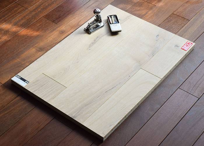 Parquet contrecollé Chêne Rustique - 15 x 230 mm - verni