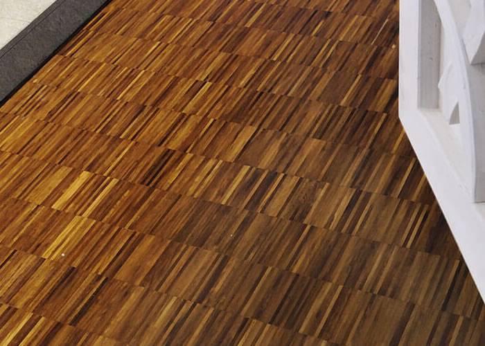 Parquet industriel Iroko - 9 x 14 x 160 mm - motif sur chants - Nancy - PROMO