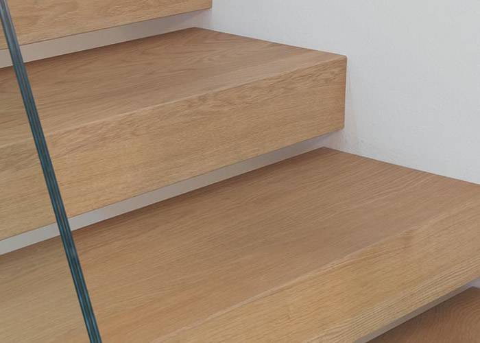 Nez de marche en Noyer d'Asie / Kuku - 15 x 97 x 1000 mm - verni effet huilé - brossé