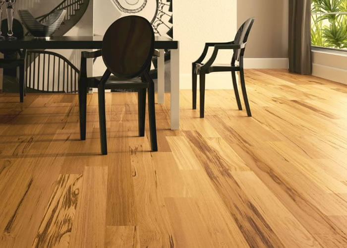 Parquet massif Tigerwood Muiracatiara - 19 x 90 mm - verni